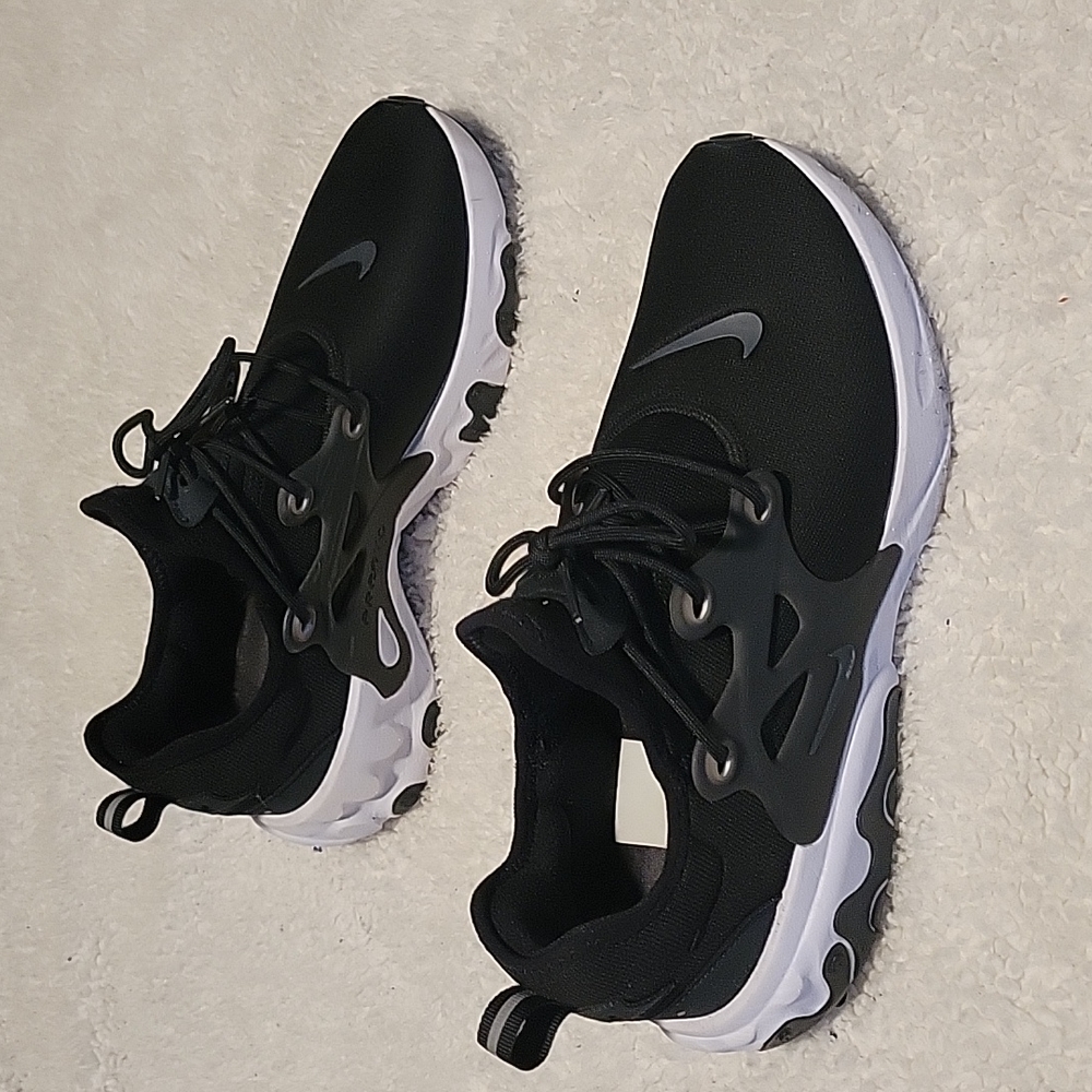 MENS-NIKE React Presto